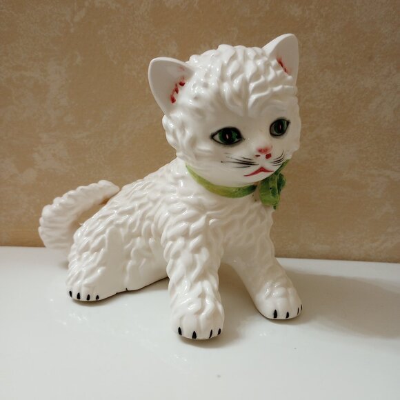 White Curly Persian Cat Figurine Kitsch Vintage Japan Porcelain - Picture 3 of 8